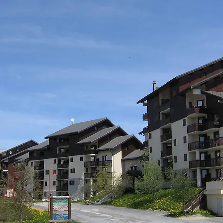 Pour 4 Personnes A Vallandry, Au Centre Et Proche Des Pistes, Avec Vue Montagne - Fr-1-411-940 아파트 Landry